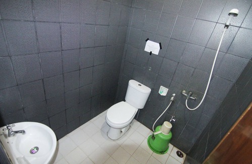 Purwakarta Bed & Breakfast | Grand Ciwareng Inn