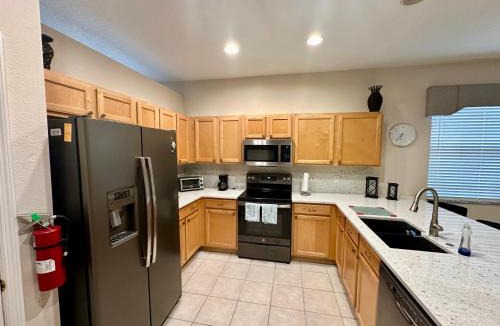 Highlands Reserve House | Grand Fabulous 4BR Pool Home near Disney