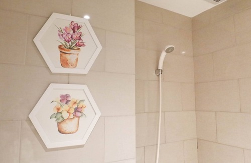 Surabaya Apartment | Grand Luxurious And Spacious Studio At Benson Supermall Mansion Apartment