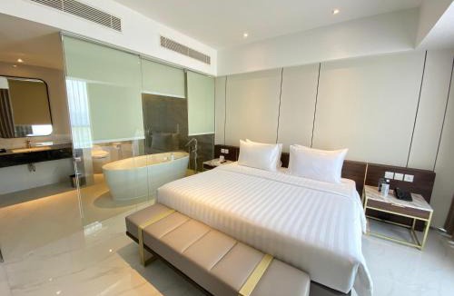 Surabaya Hotel | Grand Whiz Hotel Praxis Surabaya