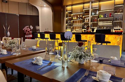 Surabaya Hotel | Grand Whiz Hotel Praxis Surabaya