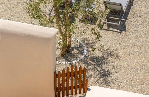 Pyrgos Villa | Grandiose Santorini Villa | 1 Bedroom Suite | Villa Panther | Beautiful Terrace.