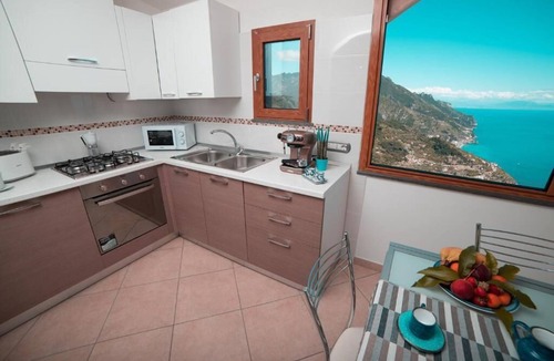 Ravello House | GRANDMA CARMELINA-SEA VIEW