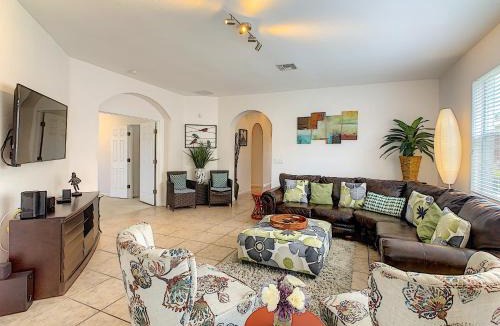 Trafalgar Village Villa | GREAT VALUE! - private pool. Disney Area 4/4