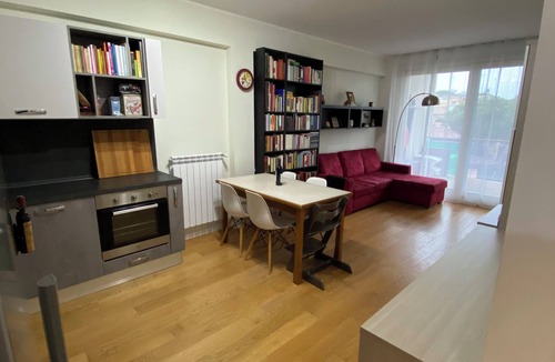 Aurelio Apartment | Green park apartment