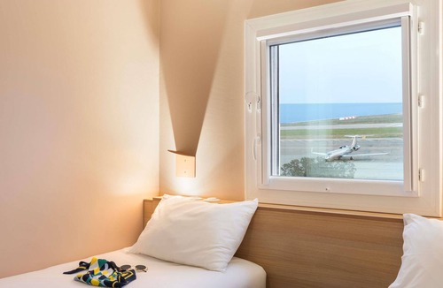 La Californie Hotel | Greet Hotel Nice Aéroport Promenade des Anglais