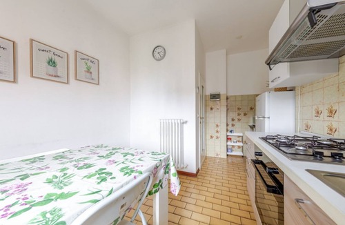 Gallaratese Apartment | GuestHost - Bonola M1 Underground Bright & Functional Apt x4