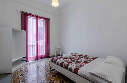 Palermo Apartment | GuestHost - City Center Roomy&Bright Apartment x7! Free WI-FI