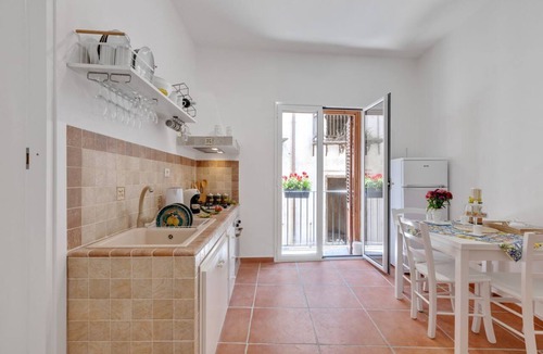 Castellammare Apartment | GuestHost - Cozy 60 sqm apartment, for 3 people, with 3 balconies and located on the 2nd floor of a renovated building without lift. The property is located in the heart of the historic center (Traffic Restricted Area), inside Vucciria area, one of the c