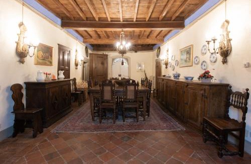 San Romano in Garfagnana Apartment | GuestHost - Sillicagnana Castle Villa with Swimming Pool!
