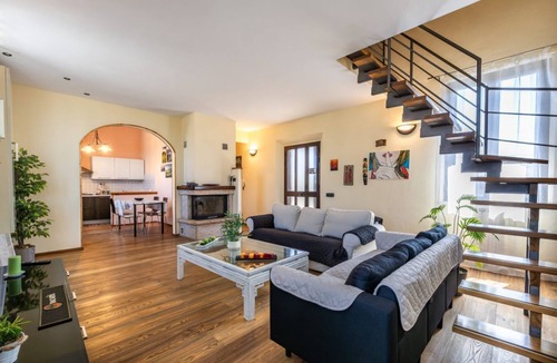 Ponte di Gabbiano Apartment | GuestHost - Minuetto Apartment with parking