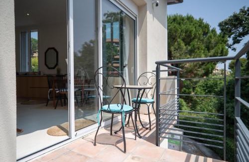 Caucade House | GuestReady - Spacious Comfort with Sunny Garden