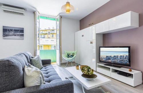 Quartier du Port Apartment | GUISOL - Typical Nice 3 Bedroom AC near Port