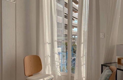 Juan-les-Pins Hotel | Hôtel Eden - La Baigneuse