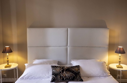 Villefranche-sur-Mer Hotel | Hôtel Le Provençal