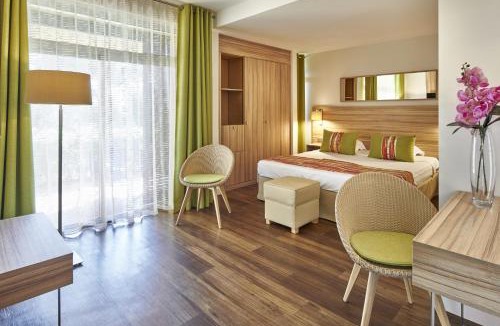 Saint-Jean-Cap-Ferrat Hotel | Hôtel Vacances Bleues Delcloy