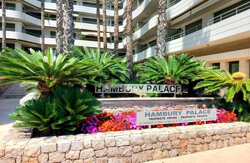 Menton Apartment | Hambury Palace (Relax and Fitness)Free Parking