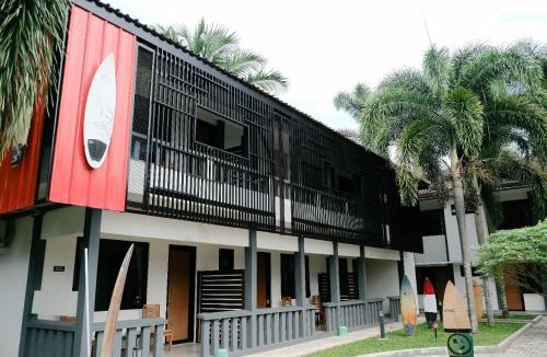 Batu Karas Hotel | Hau Batu Karas