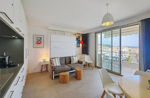 Pointe Croisette Condo | HENRI CAMILLE REAL ESTATE -ARMOR - Sea view, big terrace, sunny 1 bedroom