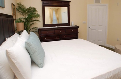 Reunion Hotel | Heritage Haven