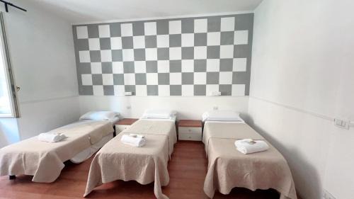 Rione XVIII Castro Pretorio House | Hi Termini