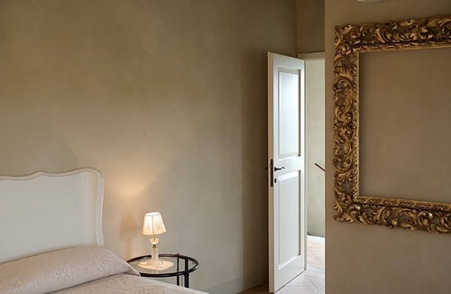 Romita House | High-design farmhouse. Duplex villa for up to 10 guests. 30 min to Florence.