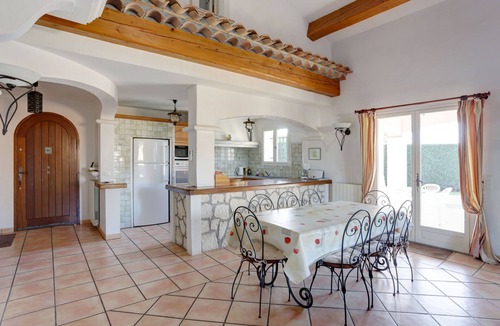 La Bouverie Villa | high standing, air conditioned, Provence styling villa with heated swimming pool