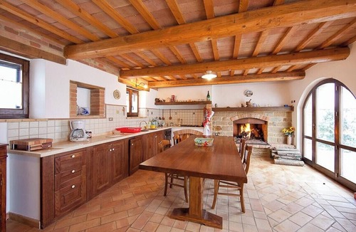 SantʼAngelo in Pontano House | Historic villa with pool in Marche hills