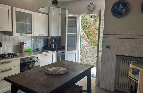 Mortola House | Historic villa with sea views in Camogli, Liguria