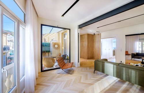 Beausoleil Apartment | Holiday Apartment 'De luxe Bluesky' with Terrace, Balcony & Wi-Fi