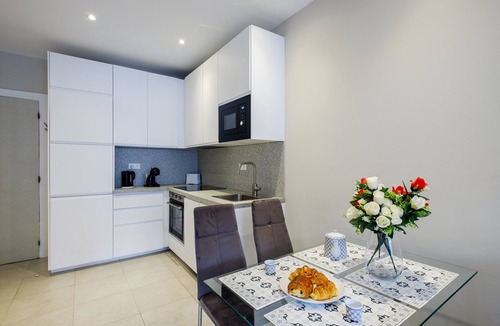 Gambetta Apartment | Holiday Apartment "Sea View" near Beach with Balcony & Wi-Fi