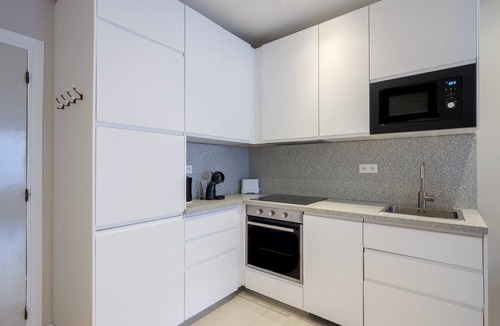 Gambetta Apartment | Holiday Apartment "Sea View" near Beach with Balcony & Wi-Fi