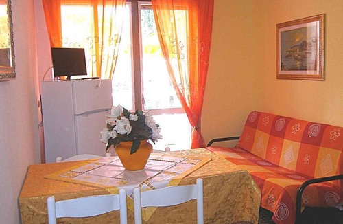 Bibione Apartment | Holiday apartment with balcony and air conditioning