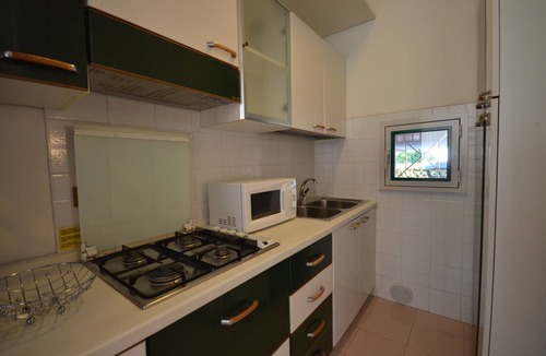 Bibione Apartment | Holiday apartment with air conditioning, terrace, balcony, and pool