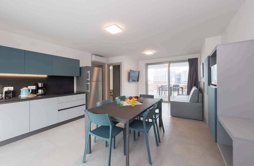 Lignano Sabbiadoro Apartment | Holiday apartment with balcony, air conditioning and internet