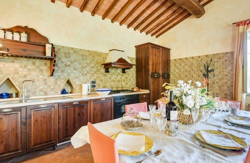 Celle sul Rigo House | Holiday Home in Celle Sul Rigo With Swimming Pool