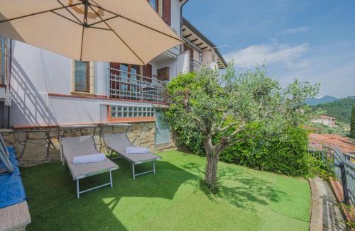 Corsanico-Bargecchia House | Holiday Home Casa Lorena by Interhome