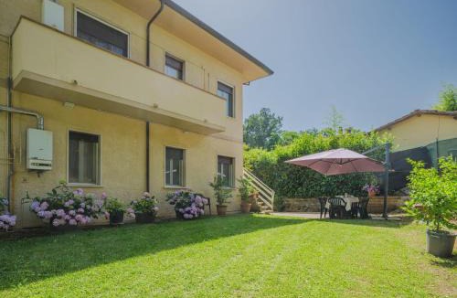 Camaiore House | Holiday Home Gerry House by Interhome