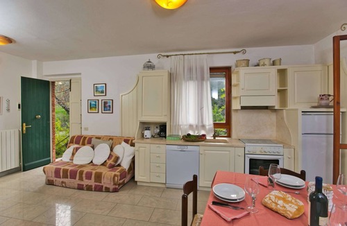 Donoratico House | Holiday Home in Sassetta near Beaches