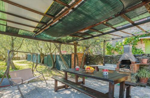 Vorno House | Holiday Home Italia by Interhome
