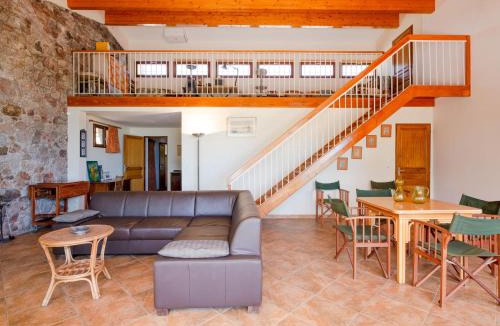 Plage de la Garonnette House | Holiday Home La Bergerie by Interhome