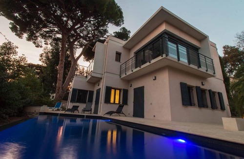 Cannes House | Holiday house Cannes for 1 - 11 persons with 5 bedrooms - Holiday house