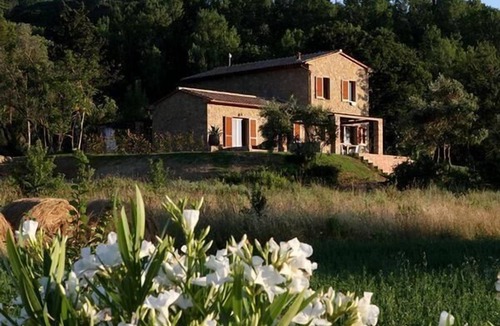 Montescudaio House | Holiday House in Montescudaio with Private Parking