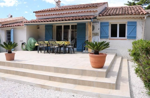 Plage de la Garonnette House | Holiday house Ste Maxime for 1 - 6 persons with 3 bedrooms - Holiday house