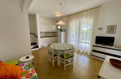 Porto Santa Margherita Villa | Holiday home with garden and shared pool