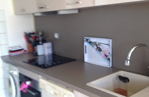 Bastide Giraud Apartment | Homerez - Modern Appt Villeneuve