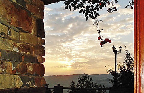 Mombarcaro Villa | Homerez - Villa Mombarcaro