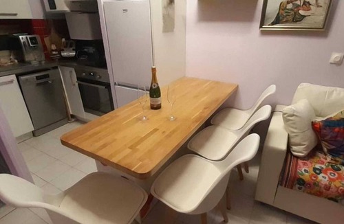 Golfe Juan Apartment | Homerez - Welcoming Apartment in Golfe-Juan - 30 m² - Pool