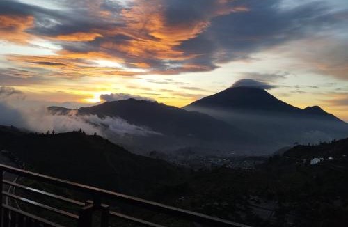 Kejajar Villa | Homestay Atas Awan Syari'ah Dieng