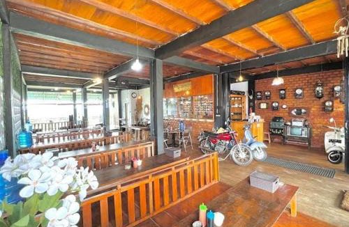 Jambi Other | Homestay Danau sipin jambi